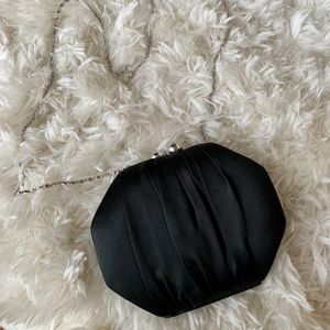 Like New Jessica McClintock satin clutch w strap